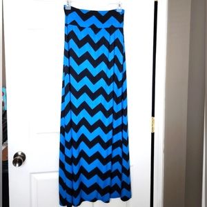Black and Blue zig zag Got Style USA stretchy maxi skirt Size M